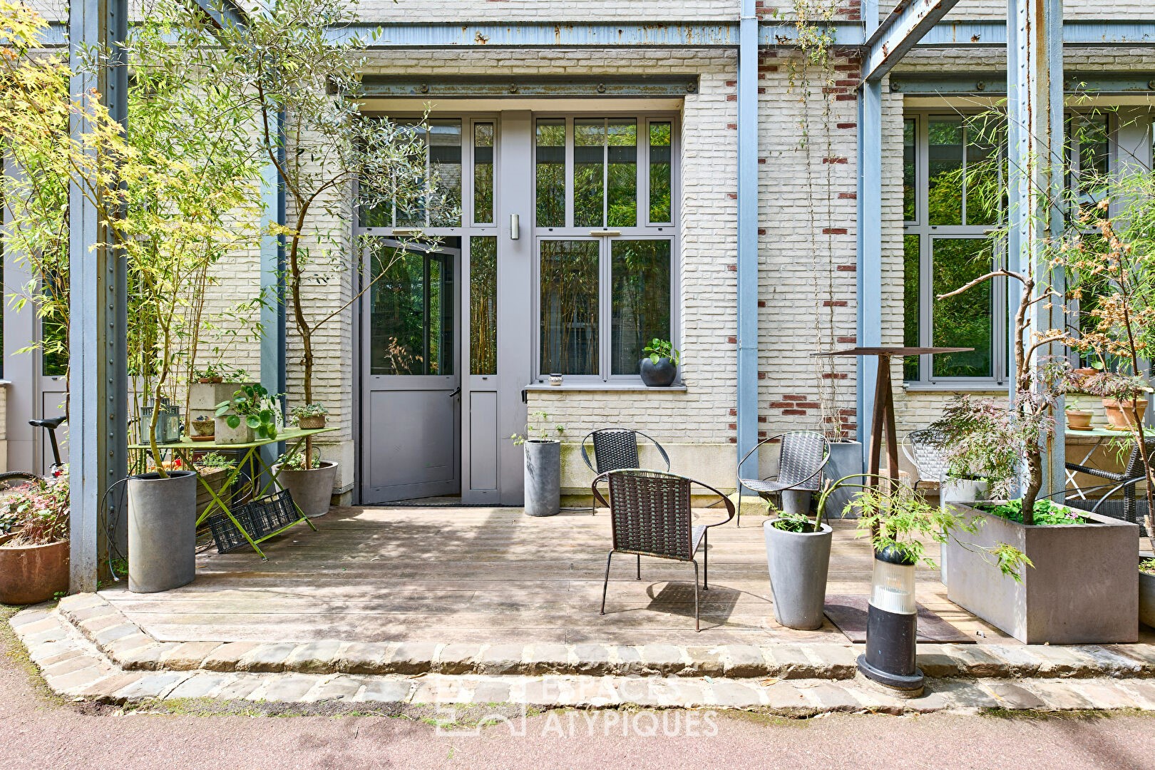 triplex à vendre dans le quartier Faubourg du Temple-Hôpital Saint Louis