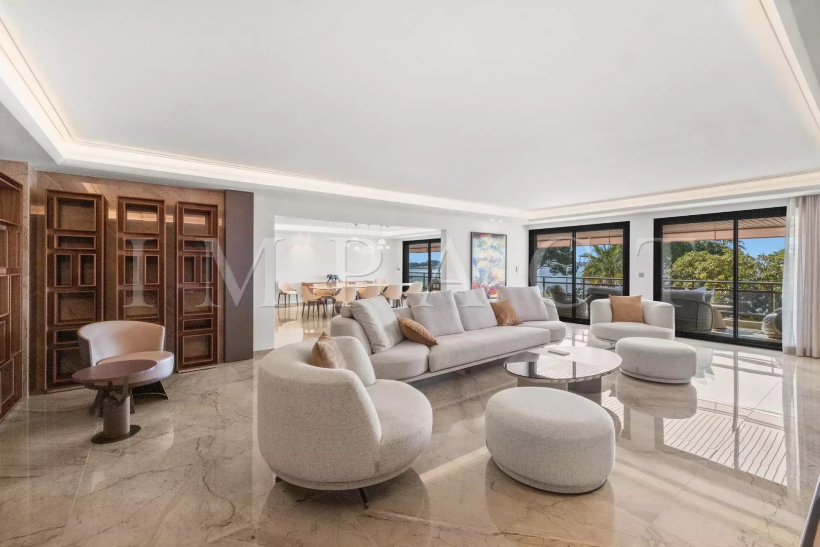 Luxury apartment for sale in the district Gare