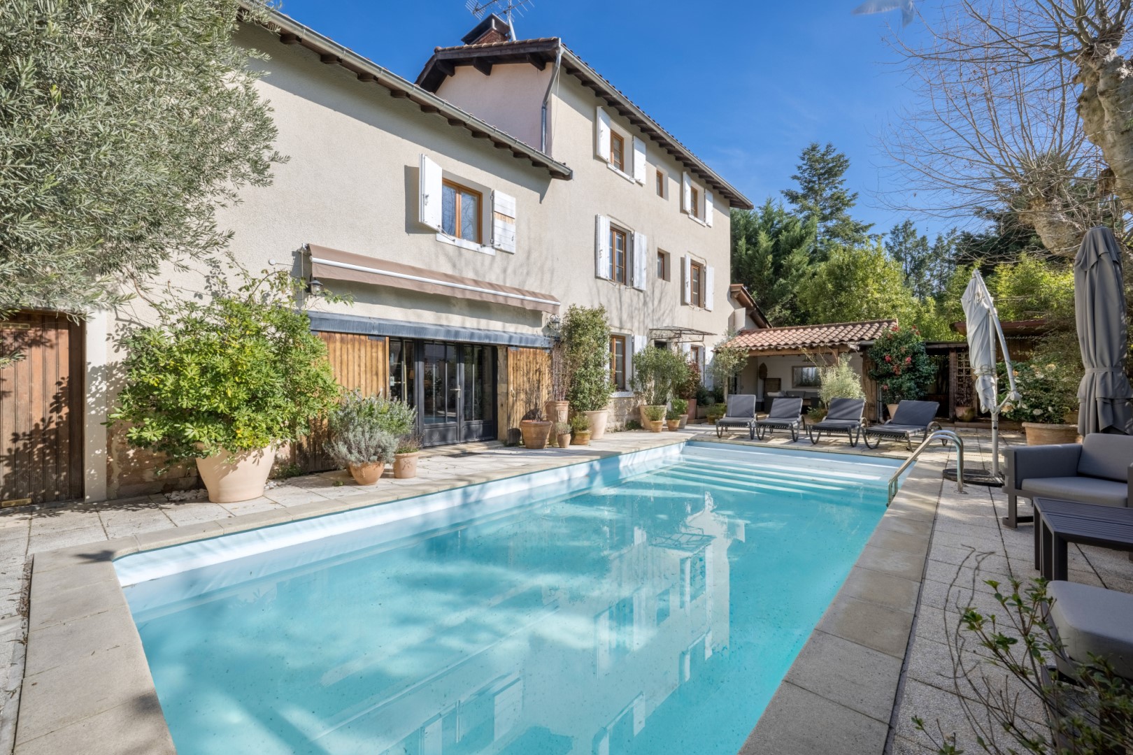 luxe huis te koop in Saint-Bernard