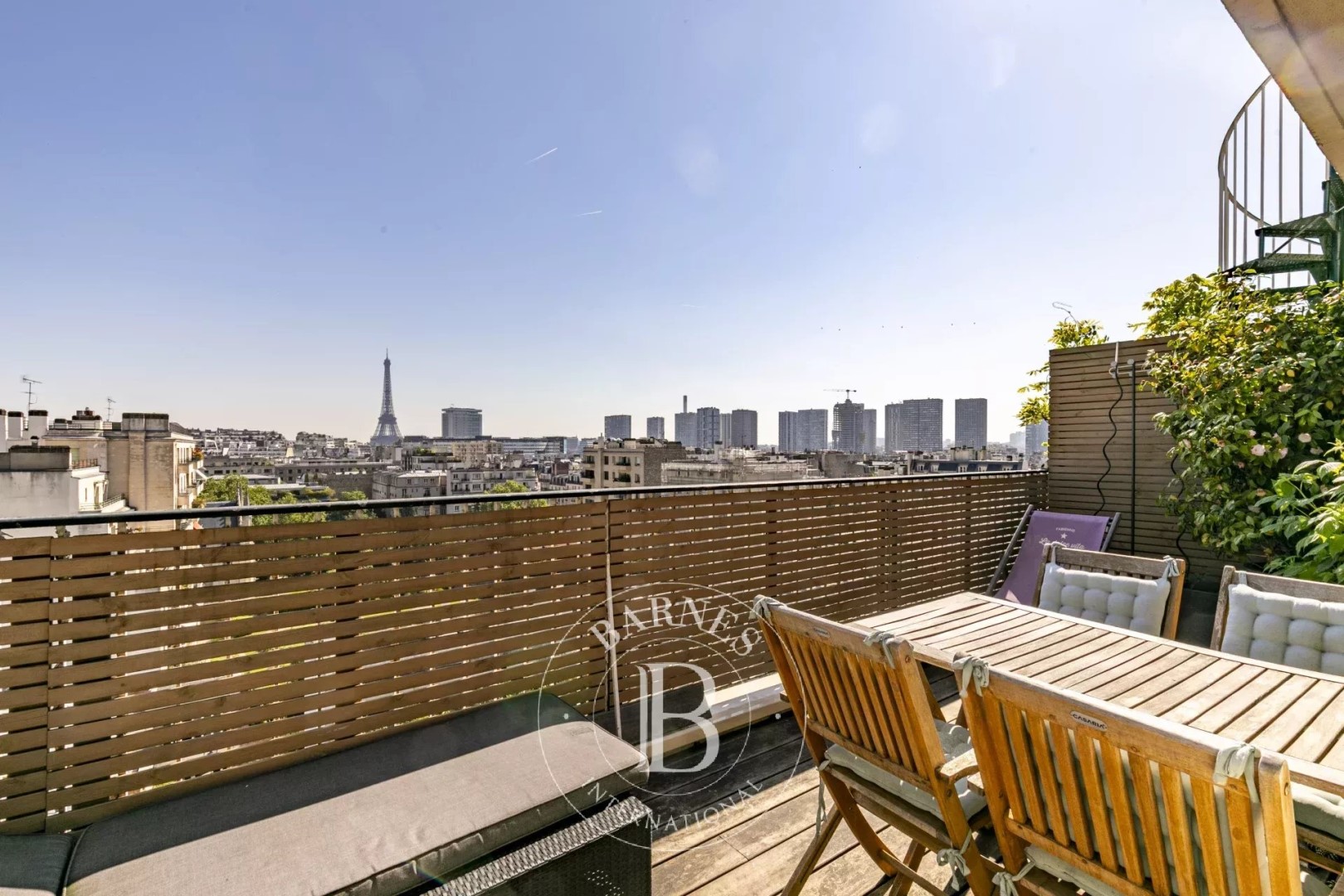 Luxe appartement te koop in Auteuil Nord