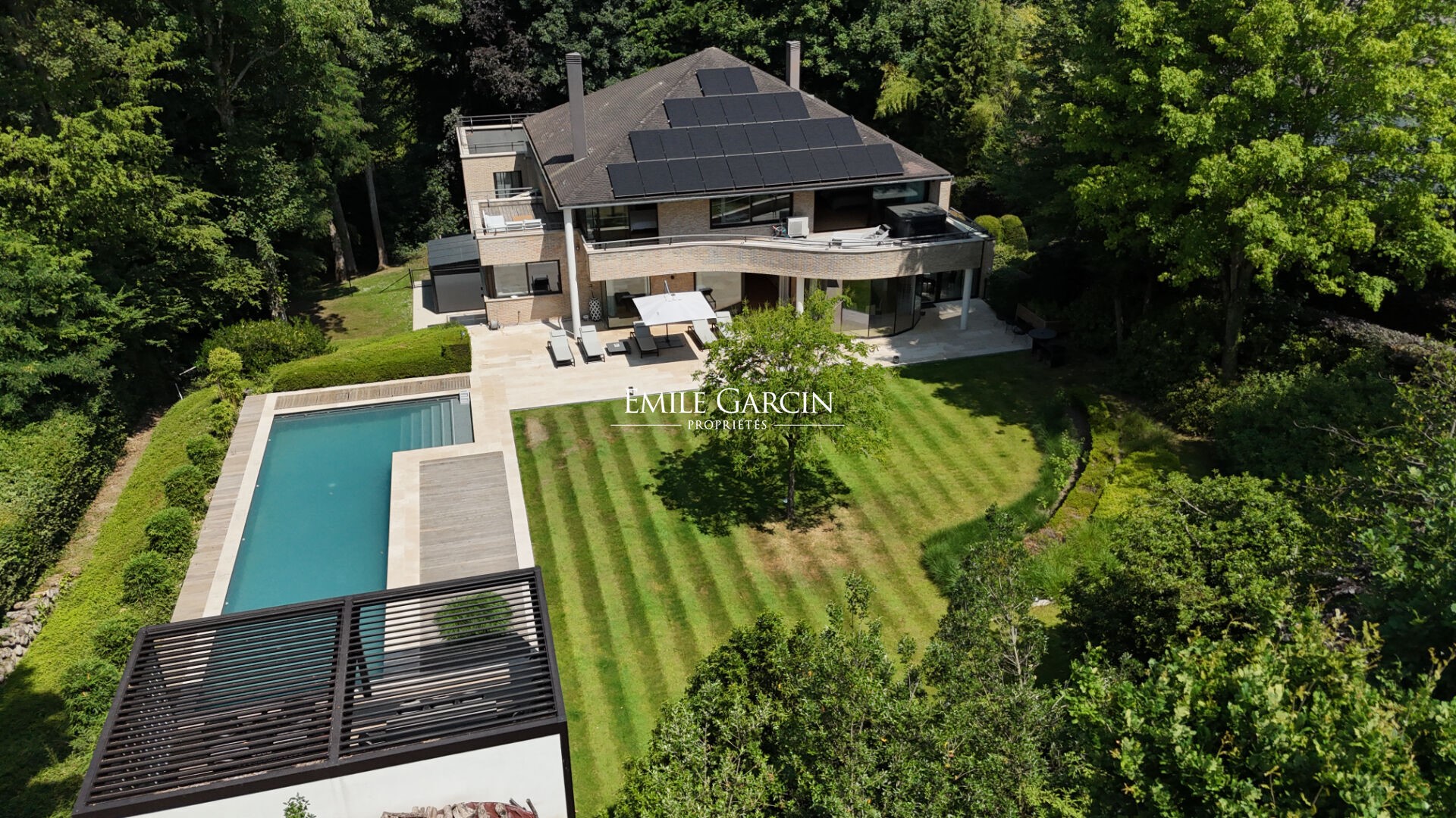 Maison de luxe à vendre à Rhode-St-Genèse