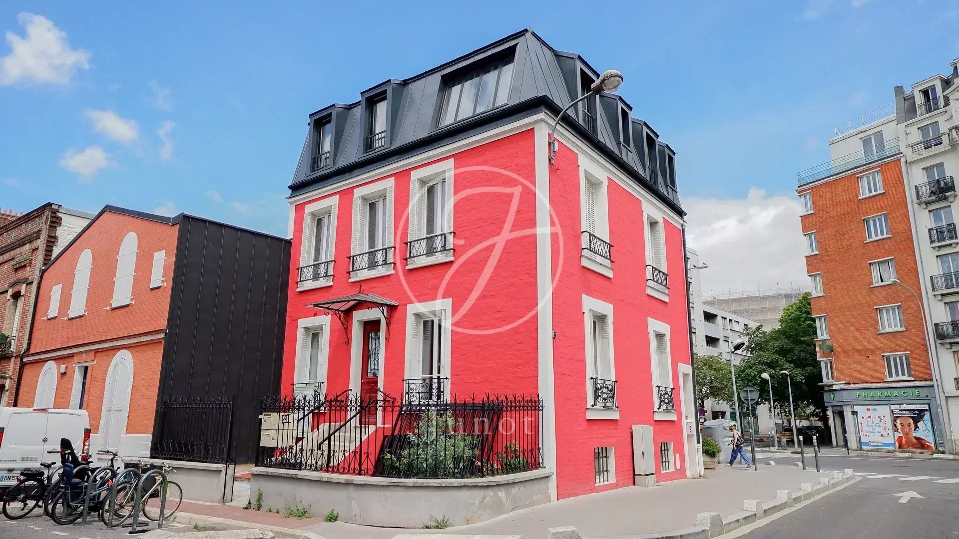 Maison de ville à vendre dans le quartier Debain-Michelet-Bauer