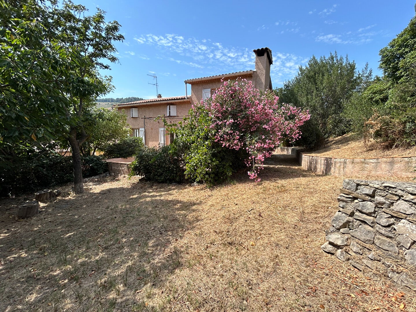 Maison de luxe à vendre à Évenos