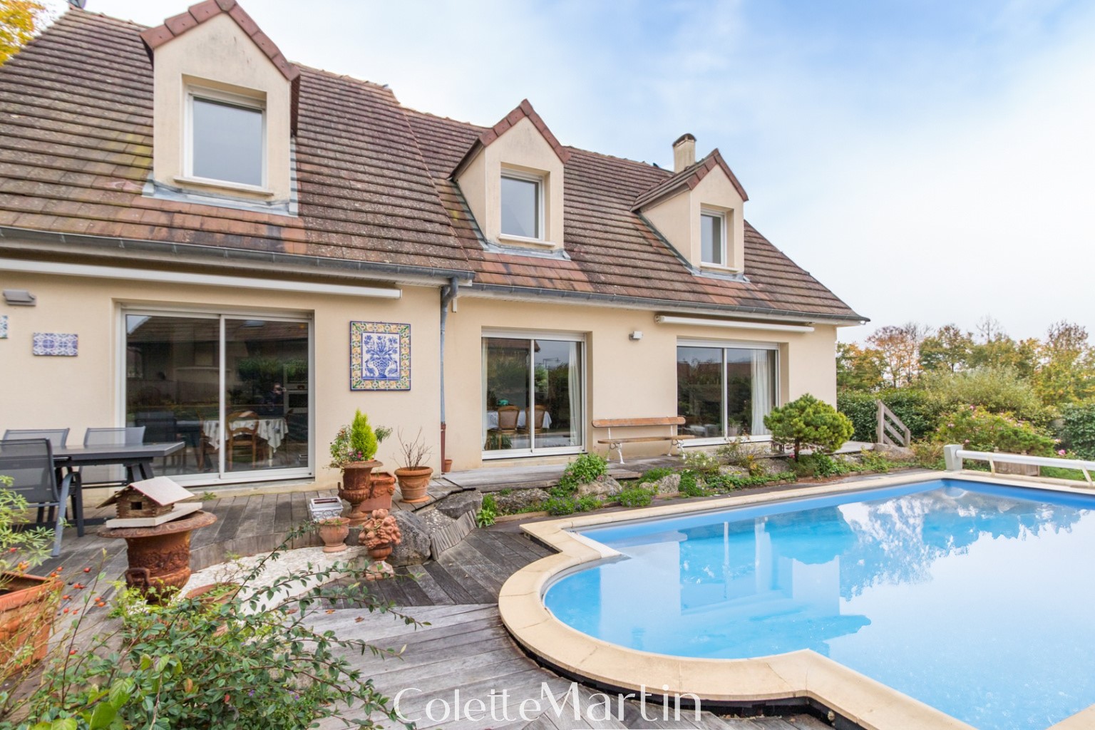Luxe stadswoning te koop in Talant