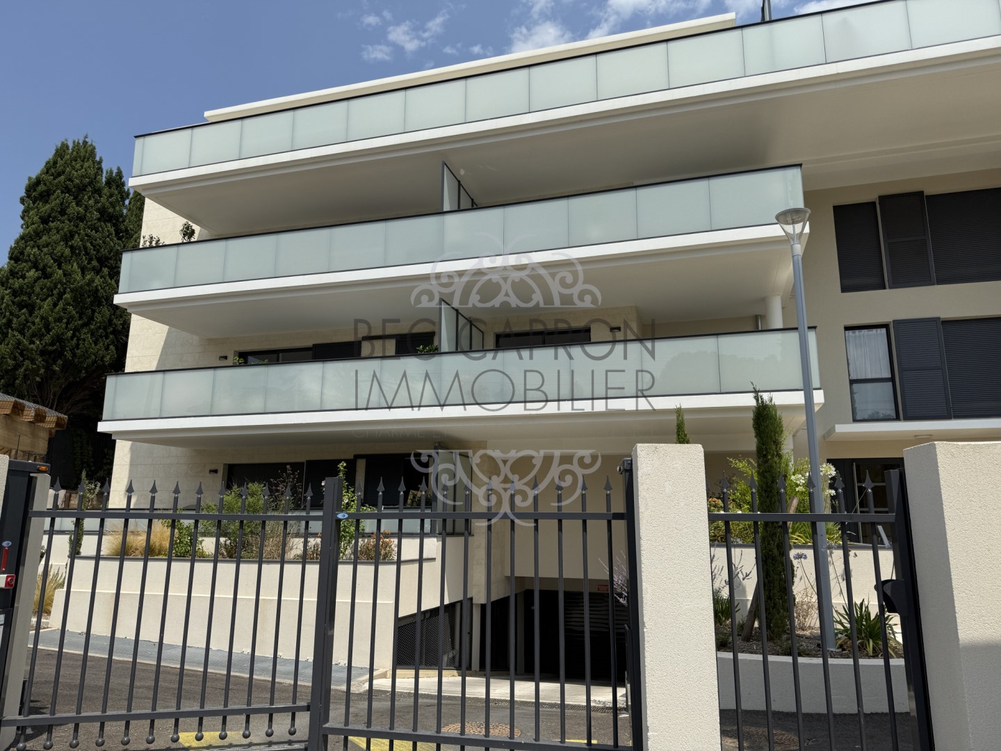 Luxe appartement te koop in Est-Repentance-Les Trois Bons Dieux
