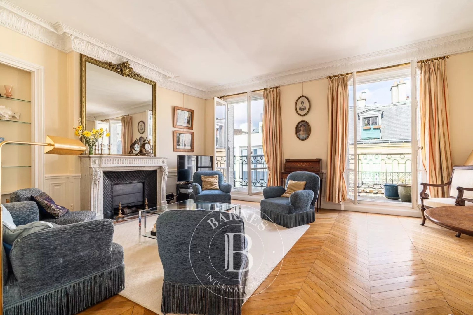 Luxury apartments / penthouses for sale in the district Muette Sud