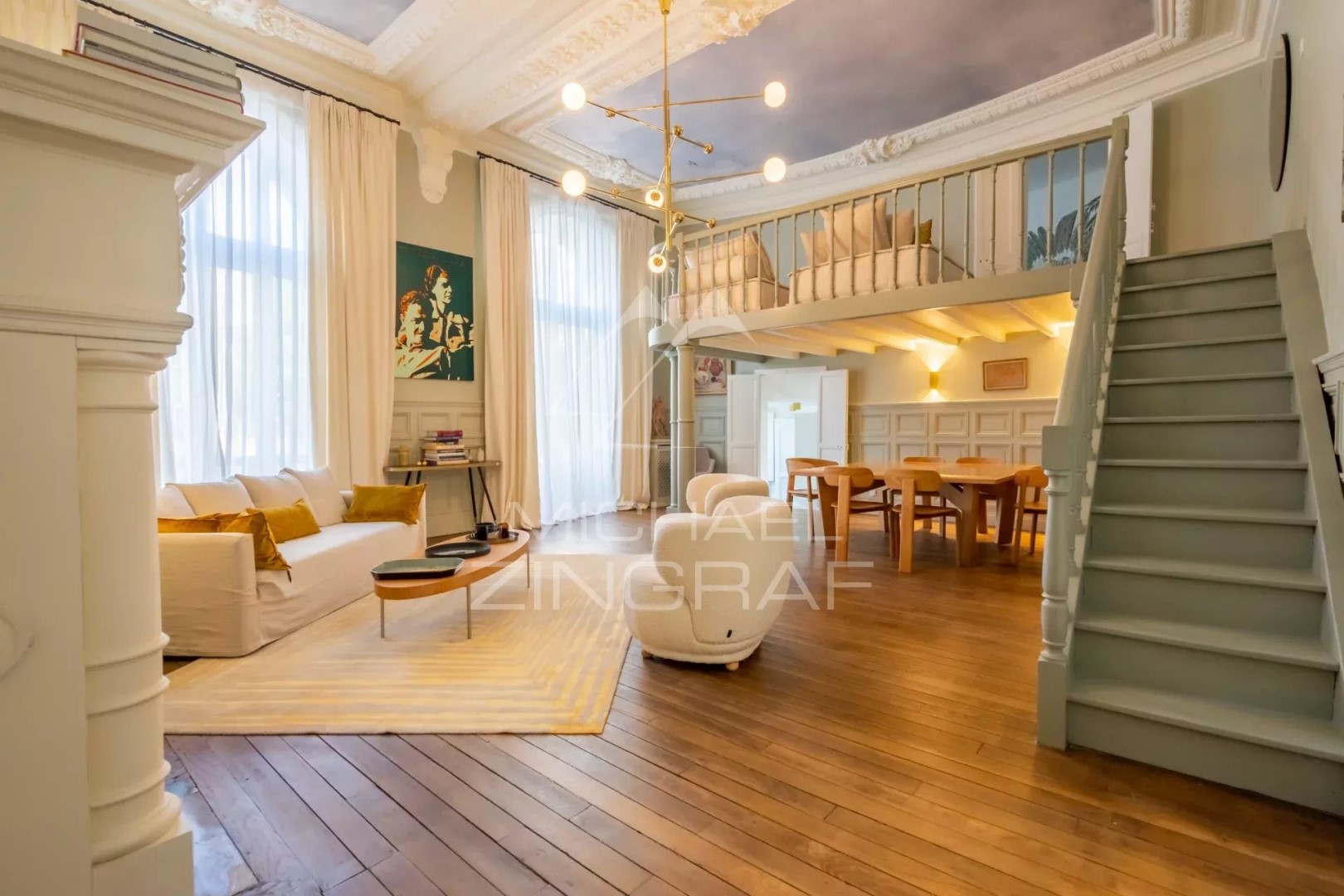Luxury apartment for sale in the district Halles-Hurlague