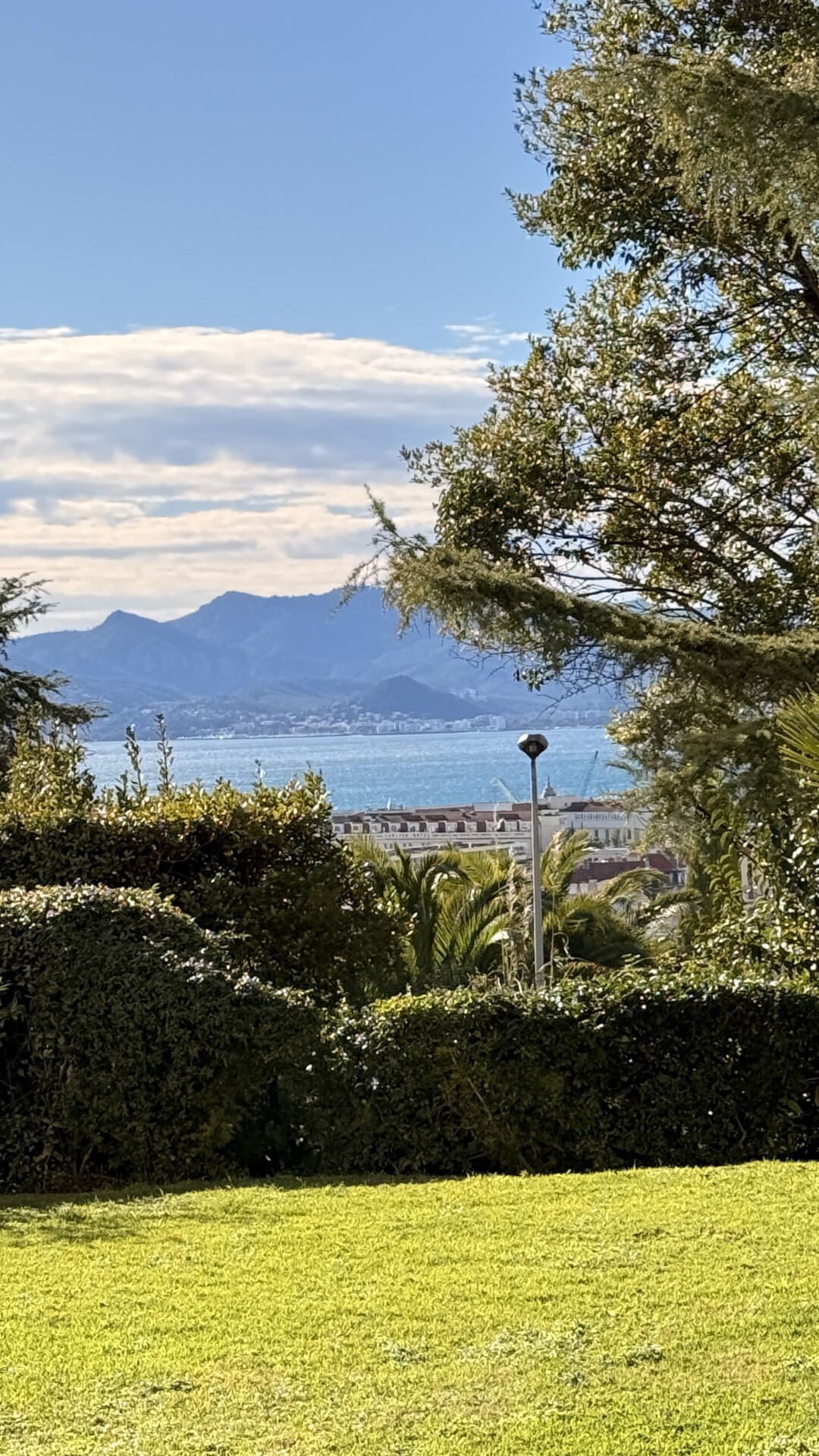 Luxury apartment for sale in the district La Californie