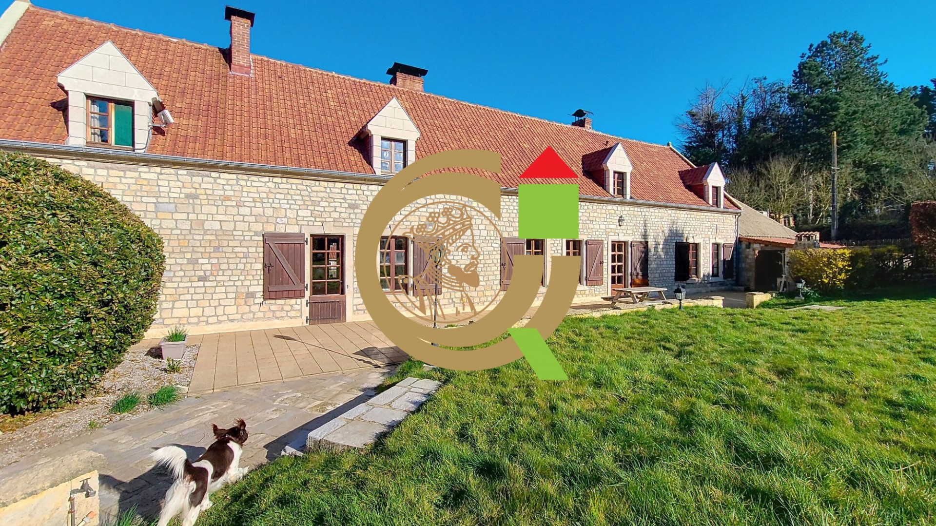 Luxury house for sale in Rety
