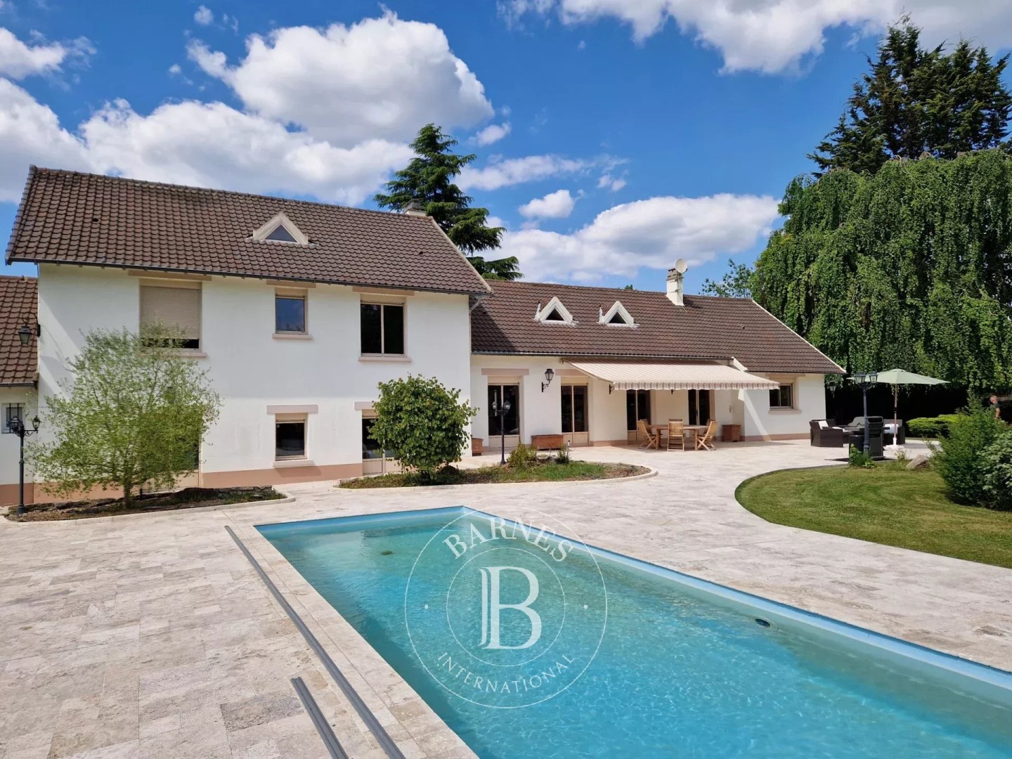 Maison de luxe à vendre dans le quartier Cordeville-Le Montcel-Clos du Château