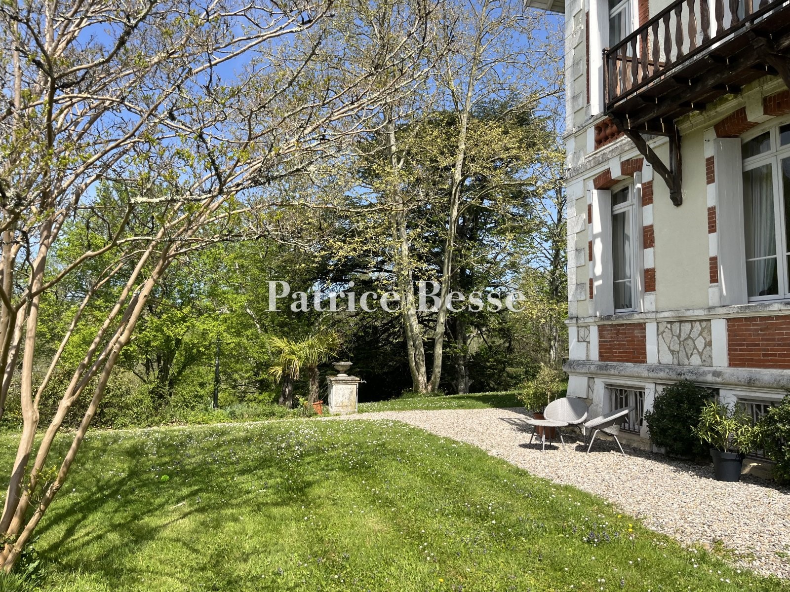 Manor house for sale in Fumel