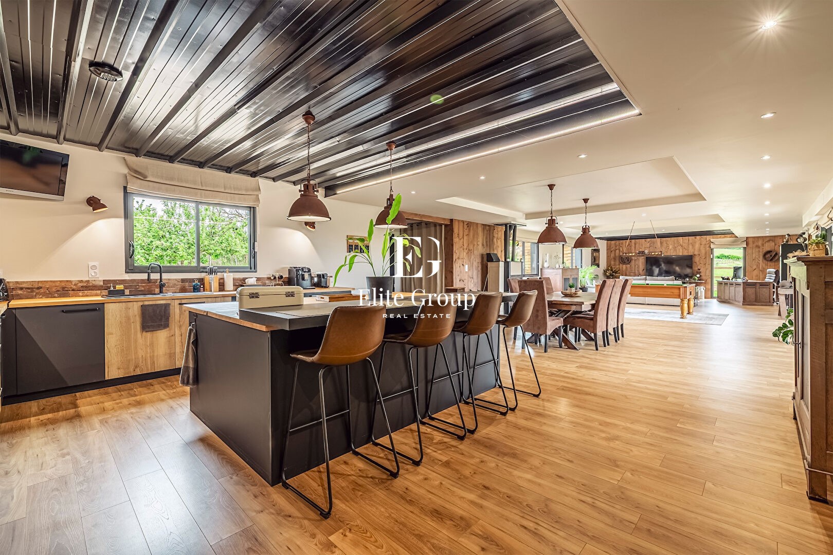 Luxury villa for sale in Meyrals