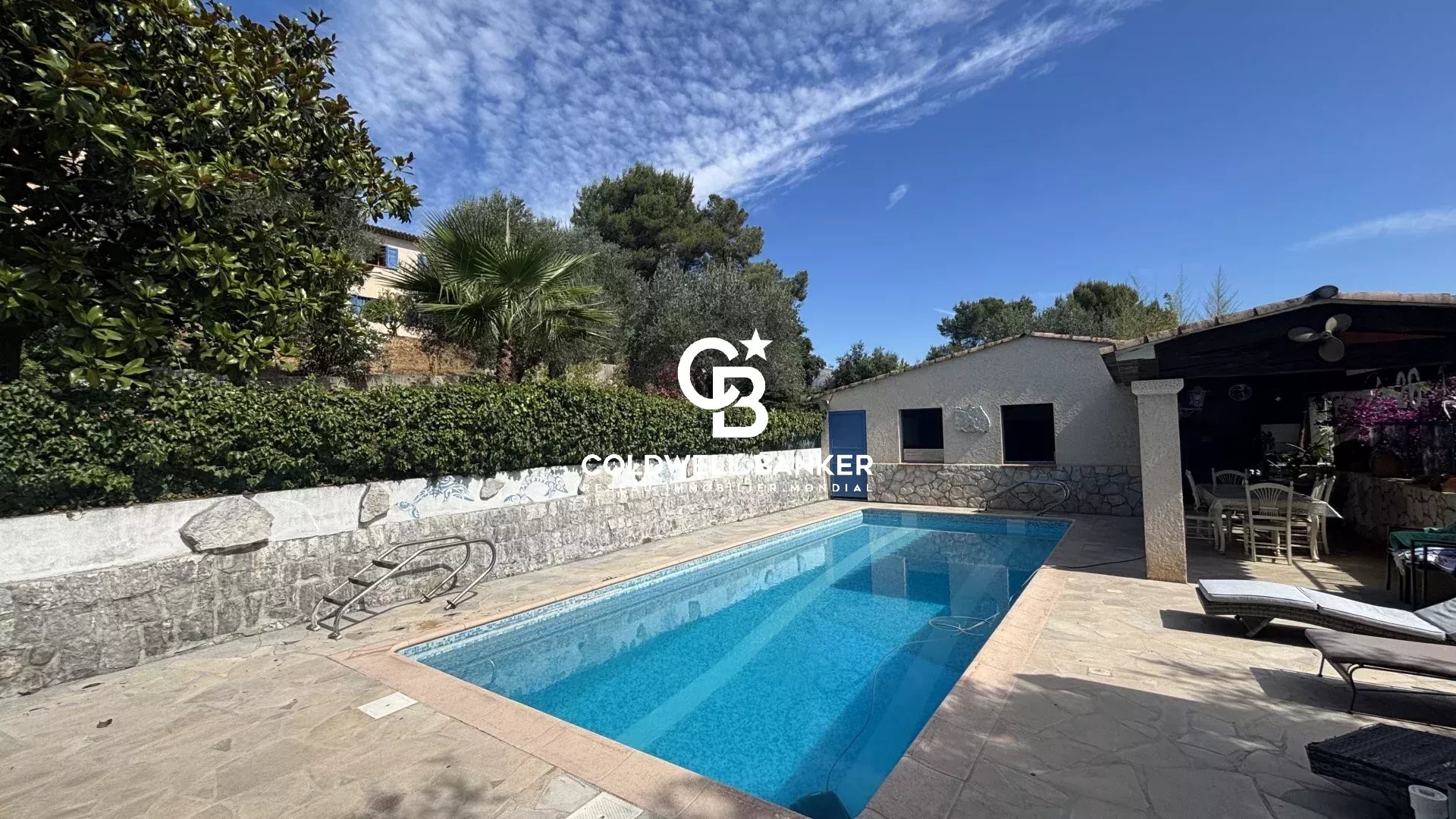 Maison de luxe à vendre dans le quartier Sud