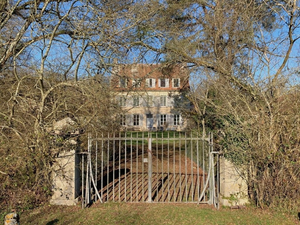 Château à vendre à Cosne-Cours-sur-Loire