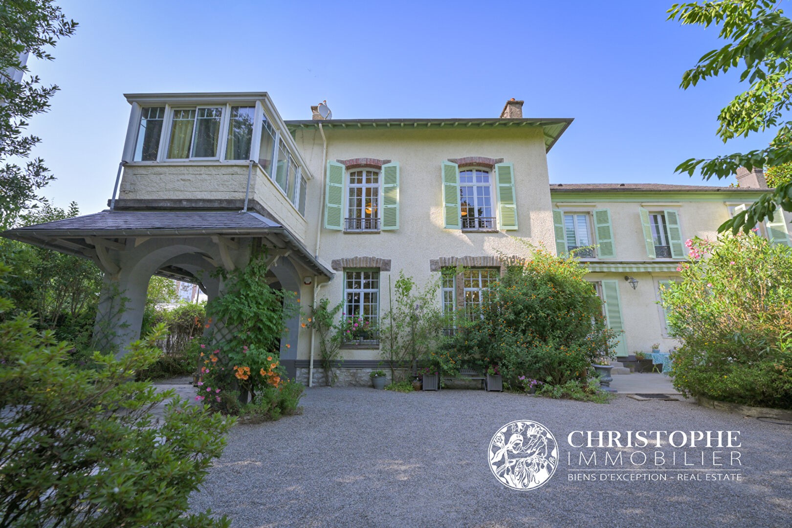 Luxury villa for sale in the district Pau Nord