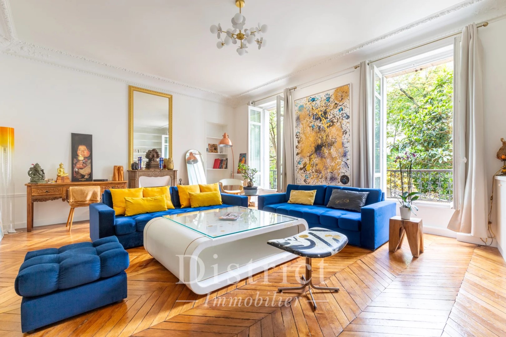 Luxury apartment for sale in the district Saint Philippe du Roule