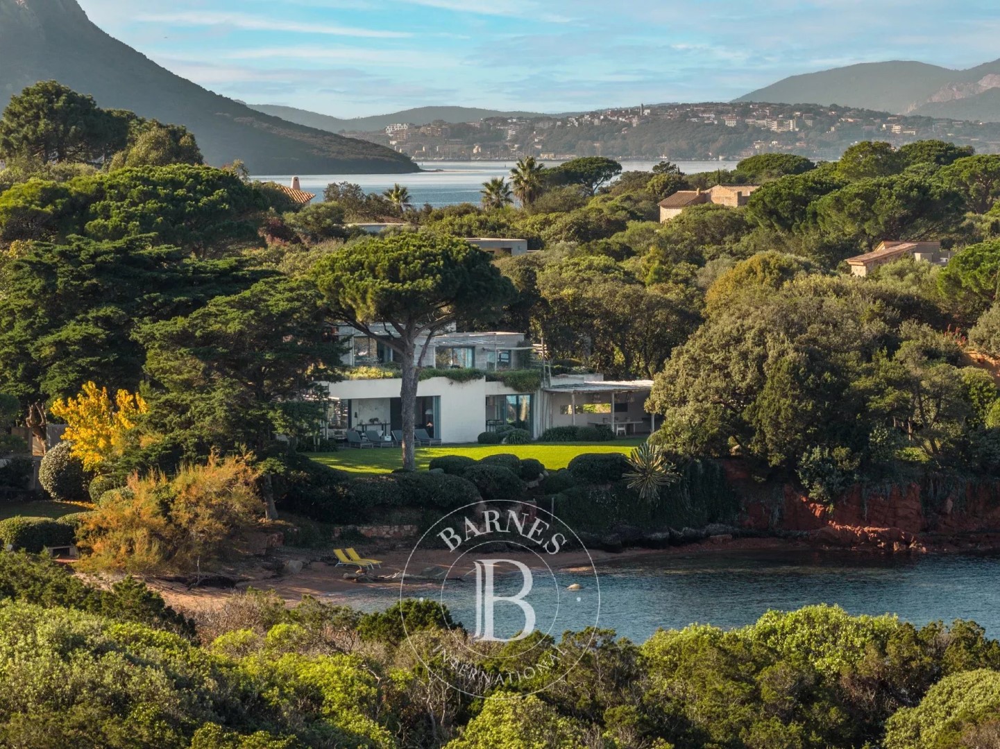 Luxury villa for sale in Lecci