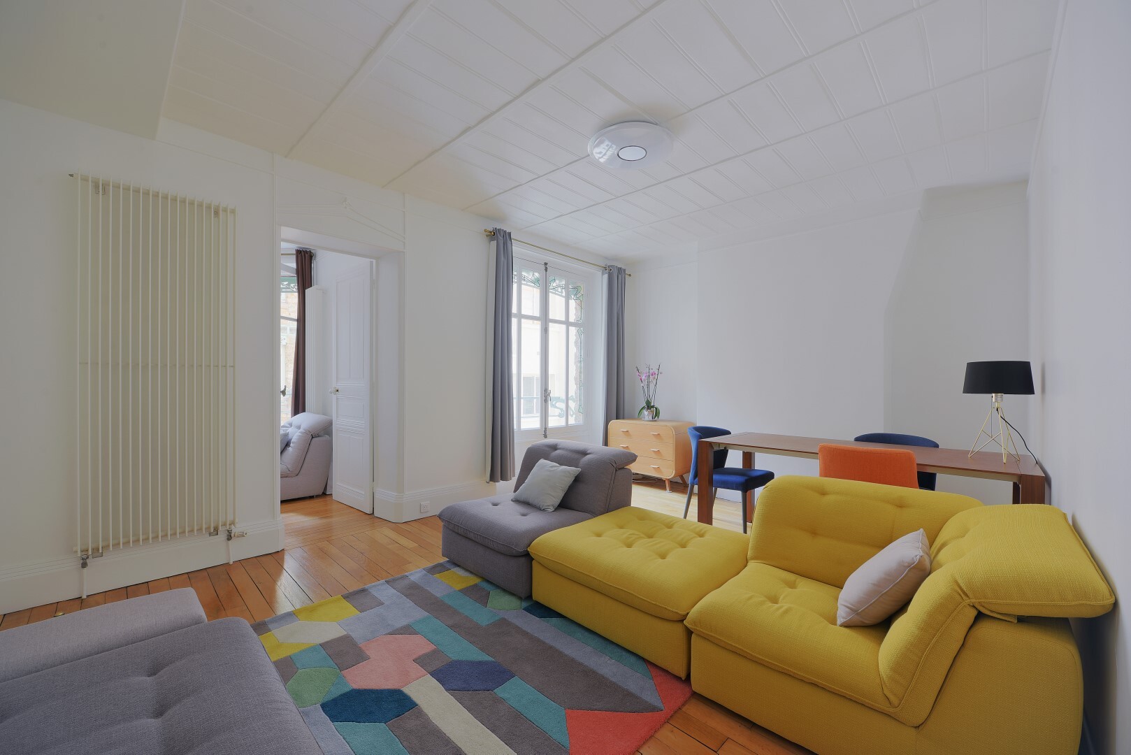 Luxury apartment to rent in the district Auteuil Nord