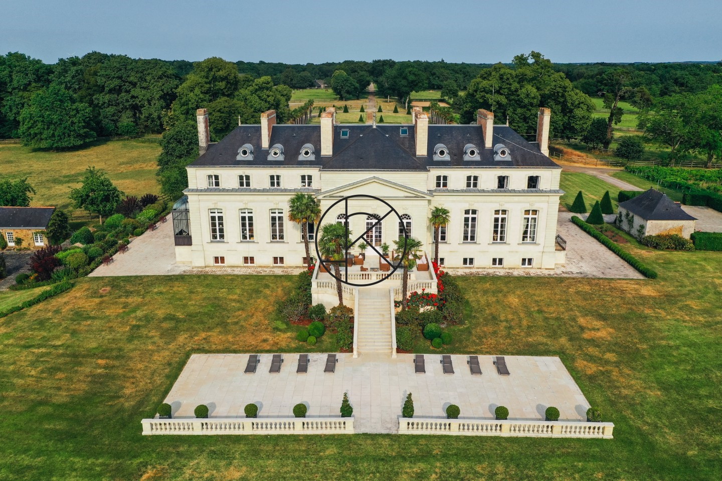 Châteaux à vendre en Loire-Atlantique - Lux Residence