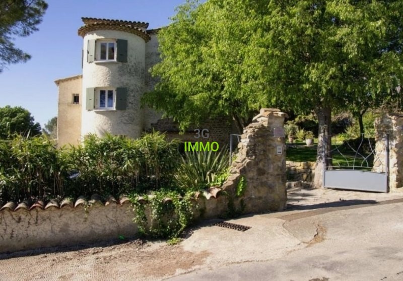 Maison de luxe à vendre à Uzès