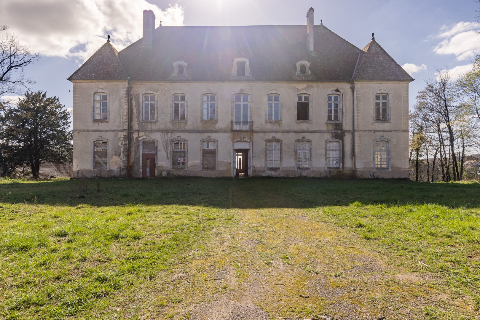 Château à vendre à Boult