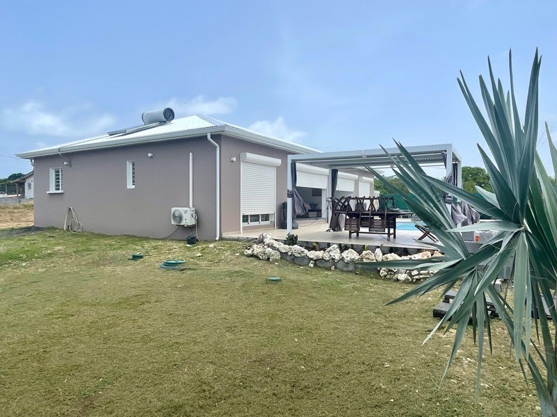Hedendaagse woning te koop in Saint-François