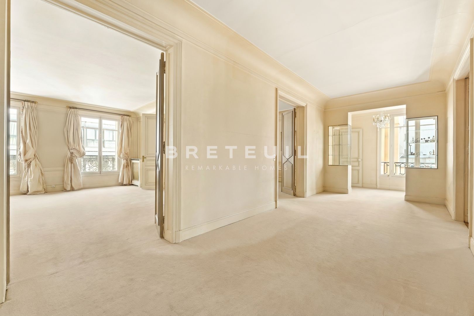 Luxury apartment for sale in the district Porte Dauphine