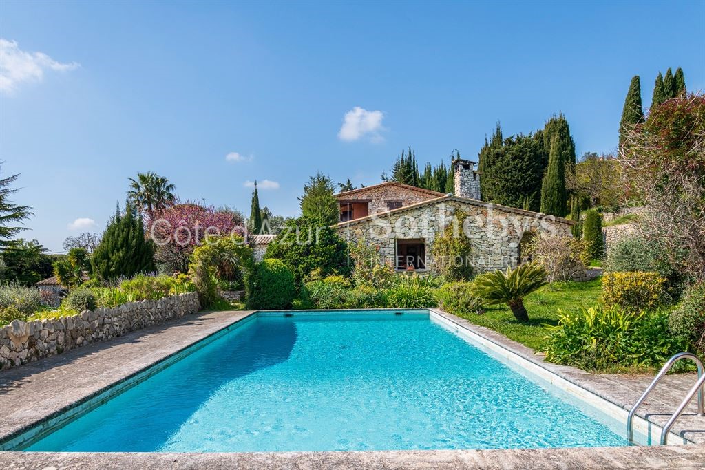 Country house for sale in Tourrettes-sur-Loup