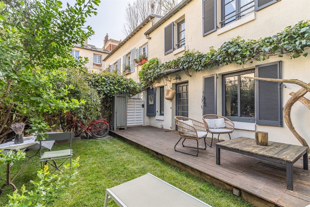 Luxury house for sale in the district Plaine