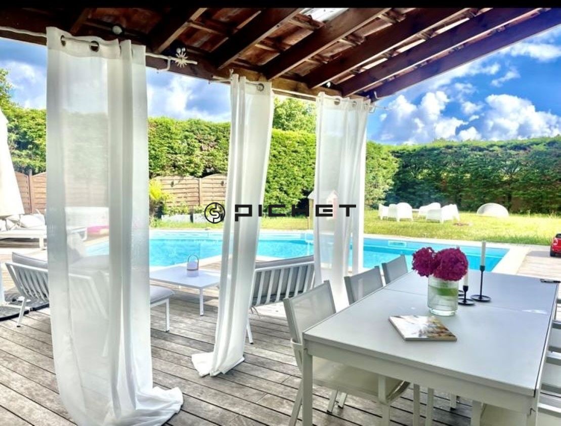 Maison de luxe à vendre à Mios