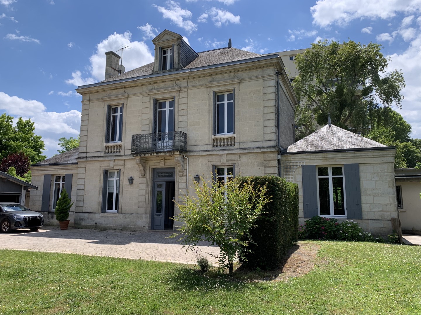 Maison de maître à vendre dans le quartier Cheneraie-Lavigne