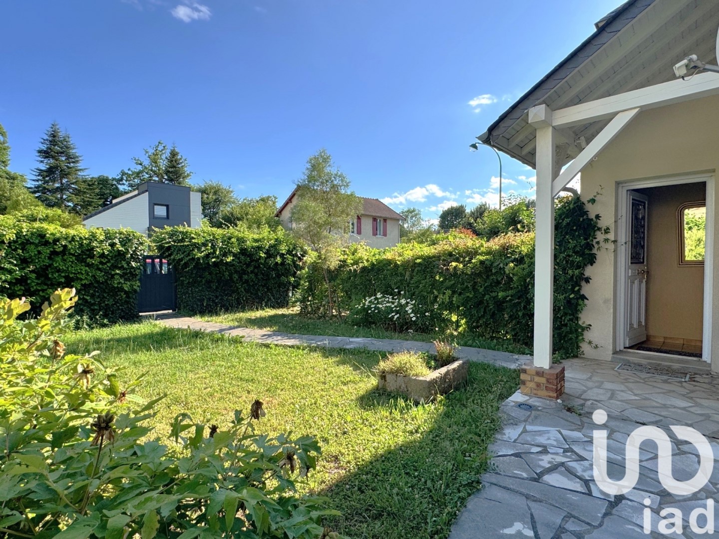 Traditioneel huis te koop in Bourg-La Feuillaume Nord