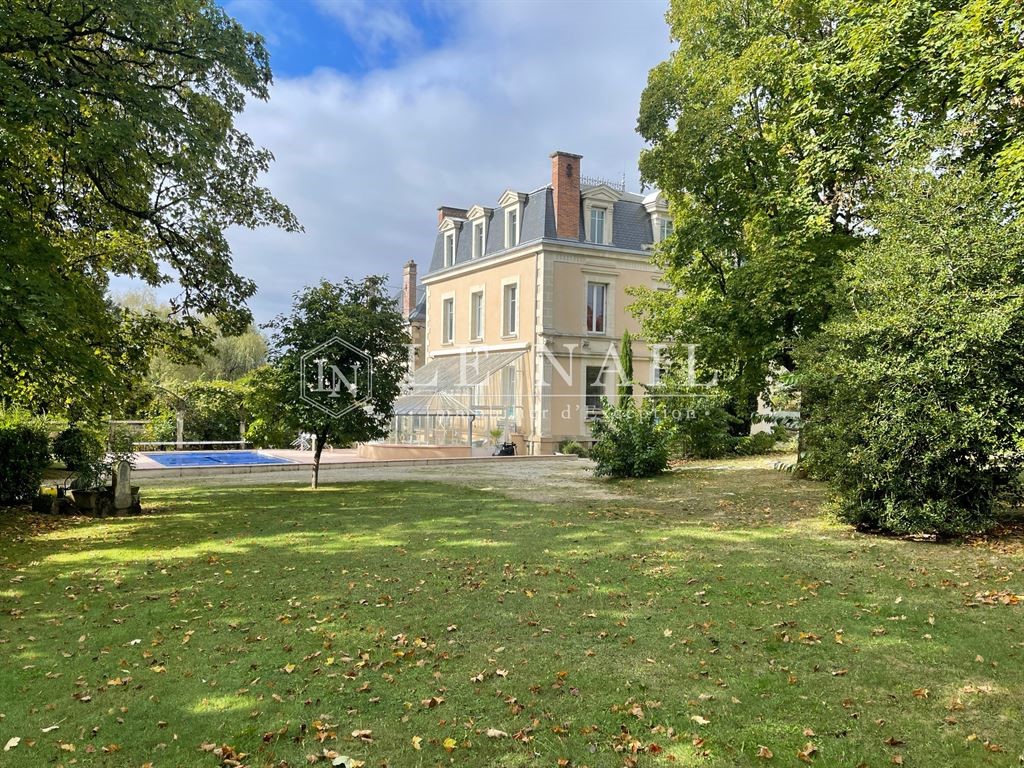 Maison de maître à vendre à Saint-Junien
