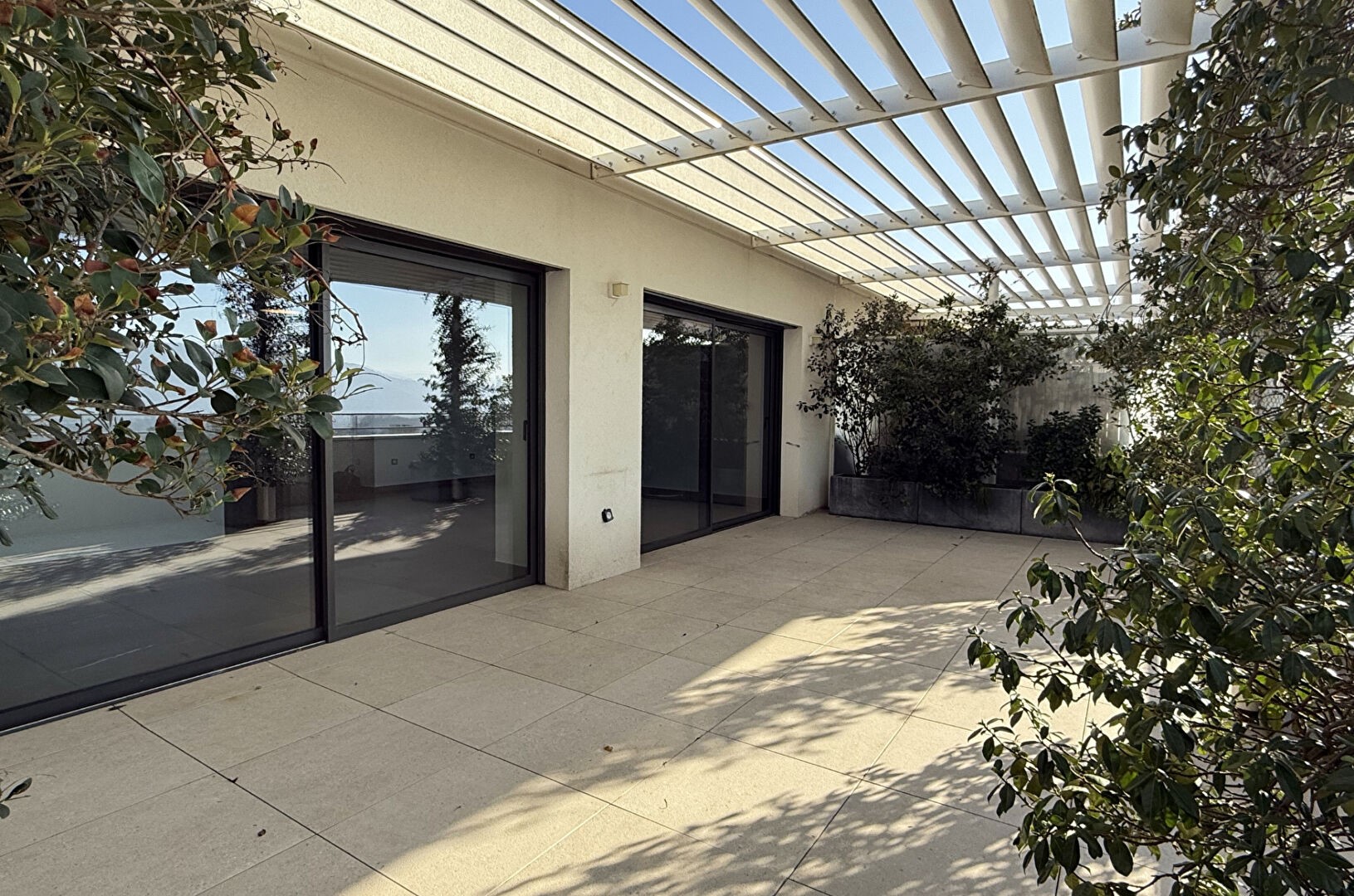 Duplex de luxe à vendre dans le quartier Centre Ville