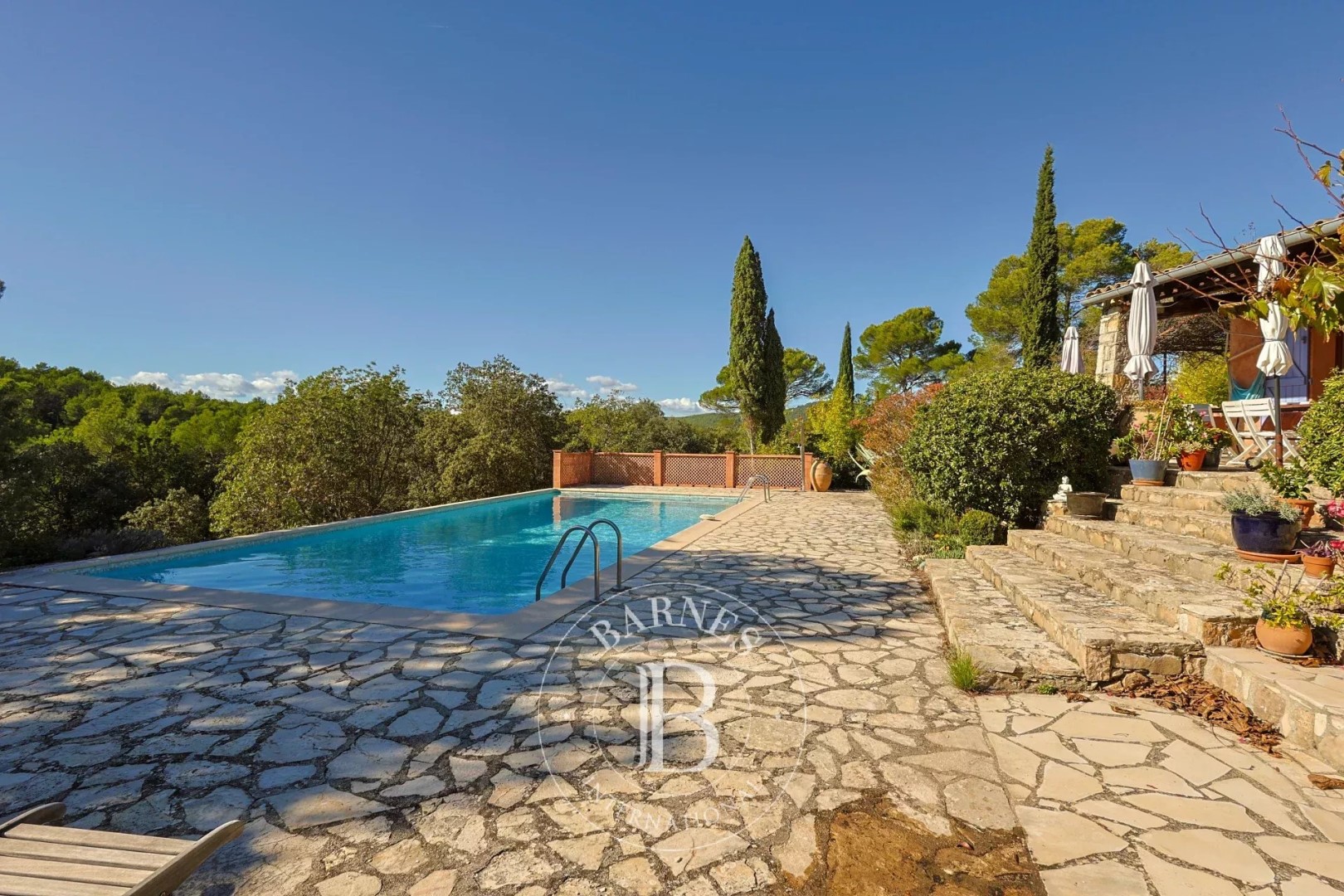 Maison de luxe à vendre à Entrecasteaux