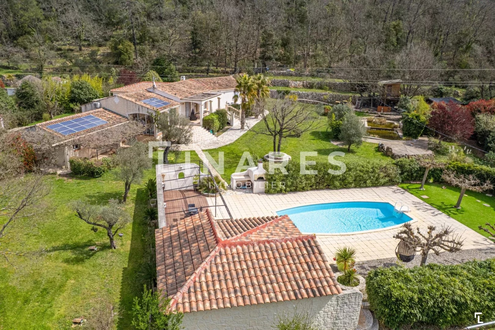 luxe huis te koop in Méounes-lès-Montrieux