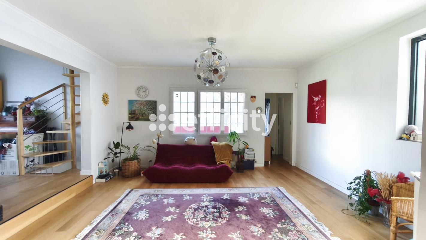 Town house for sale in the district Parapluies