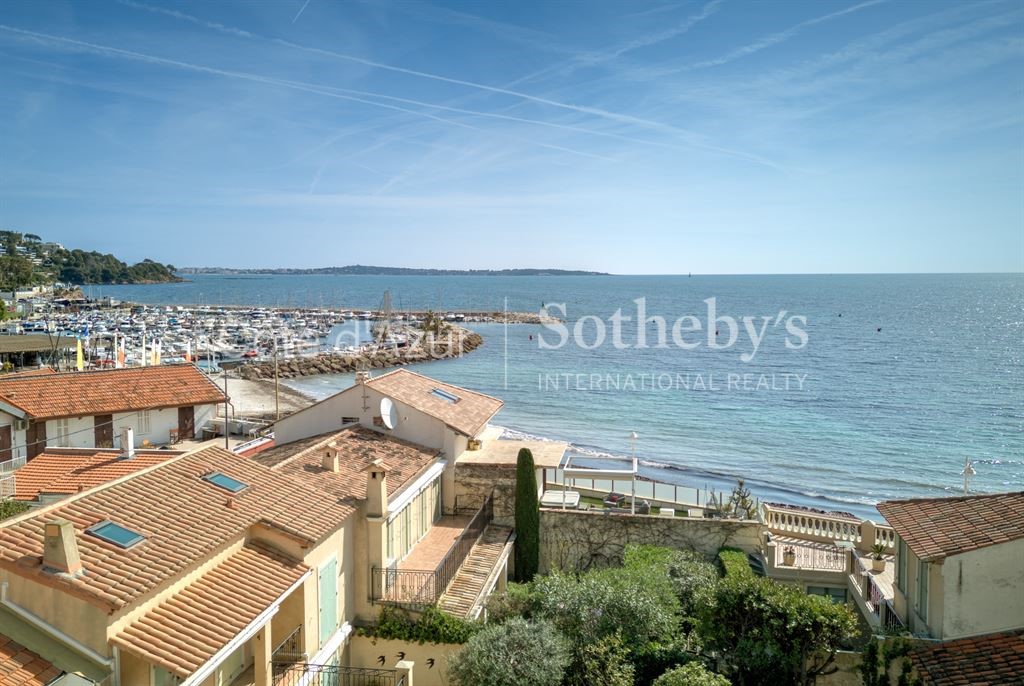 Town house for sale in the district Moure Rouge