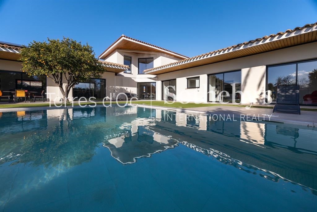 Maison de luxe à vendre à Saint-Cyprien