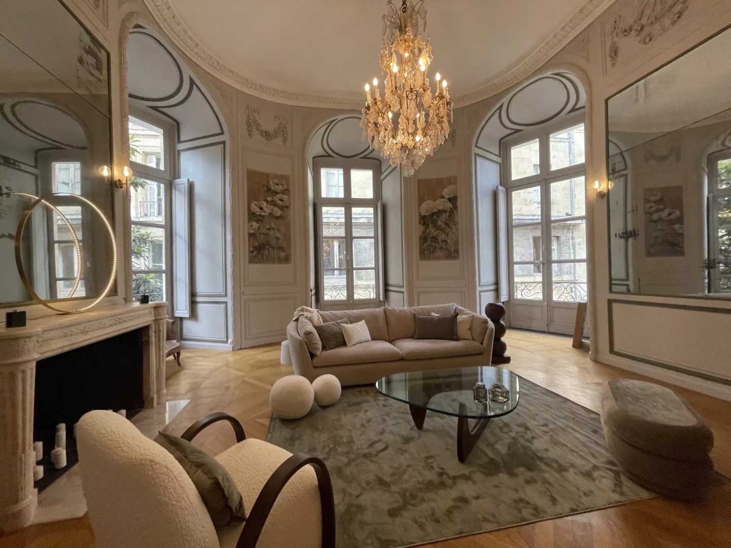 Appartement de luxe à louer dans le quartier Hôtel de Ville-Quinconce-Saint Seurin-Fondaudège