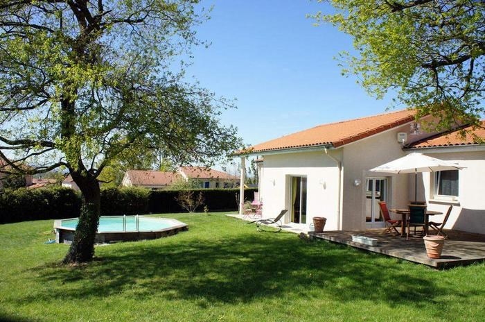 Maison De Vacances A Bellegarde En Forez En Rhone Alpes Pour 7 Pers 125m Amivac Com