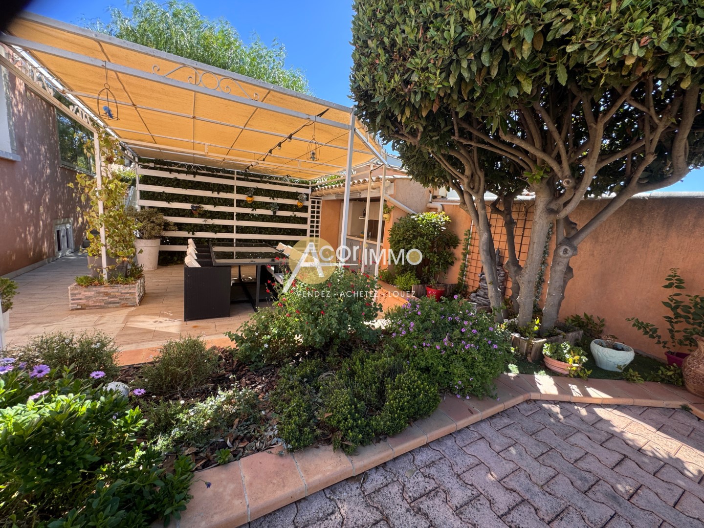 Luxury house for sale in the district Donicarde-Barban