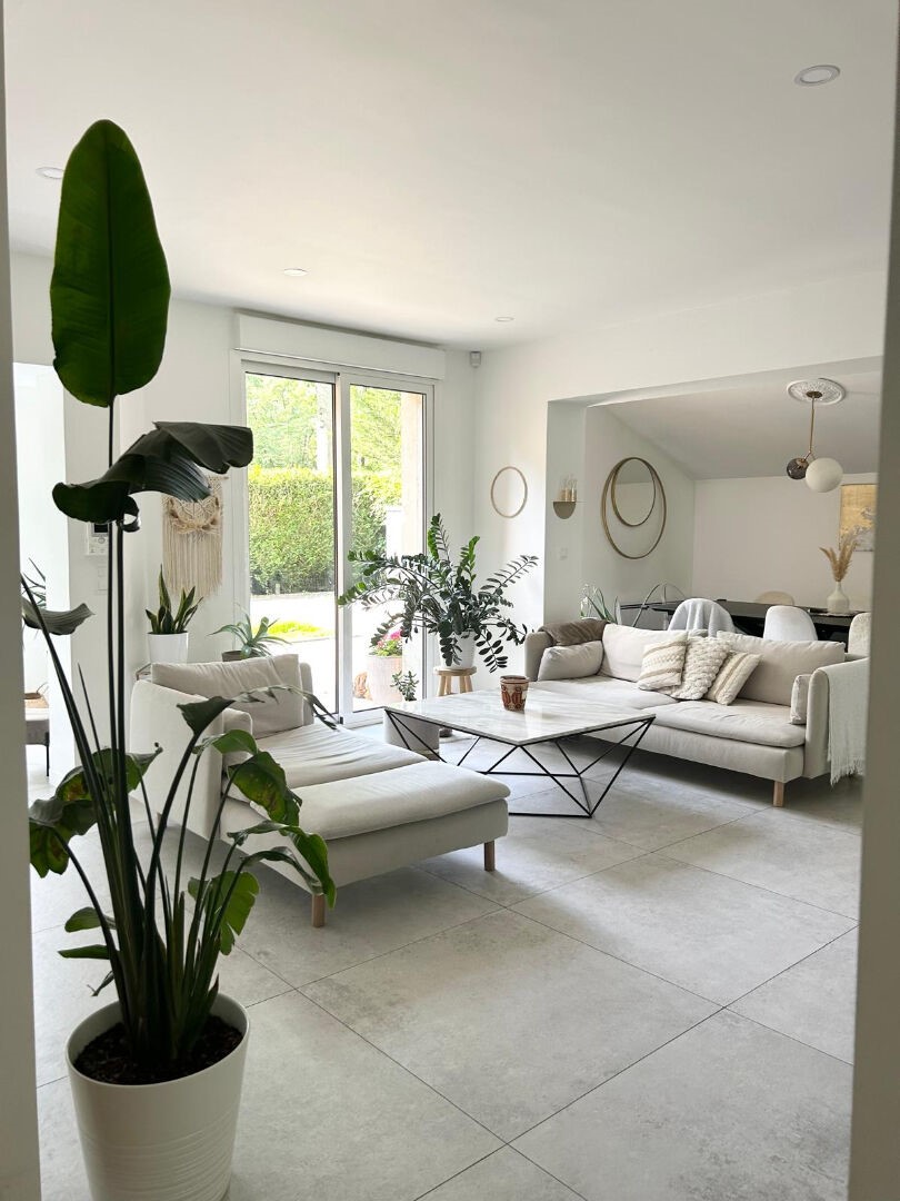 Luxury house for sale in the district Ouest