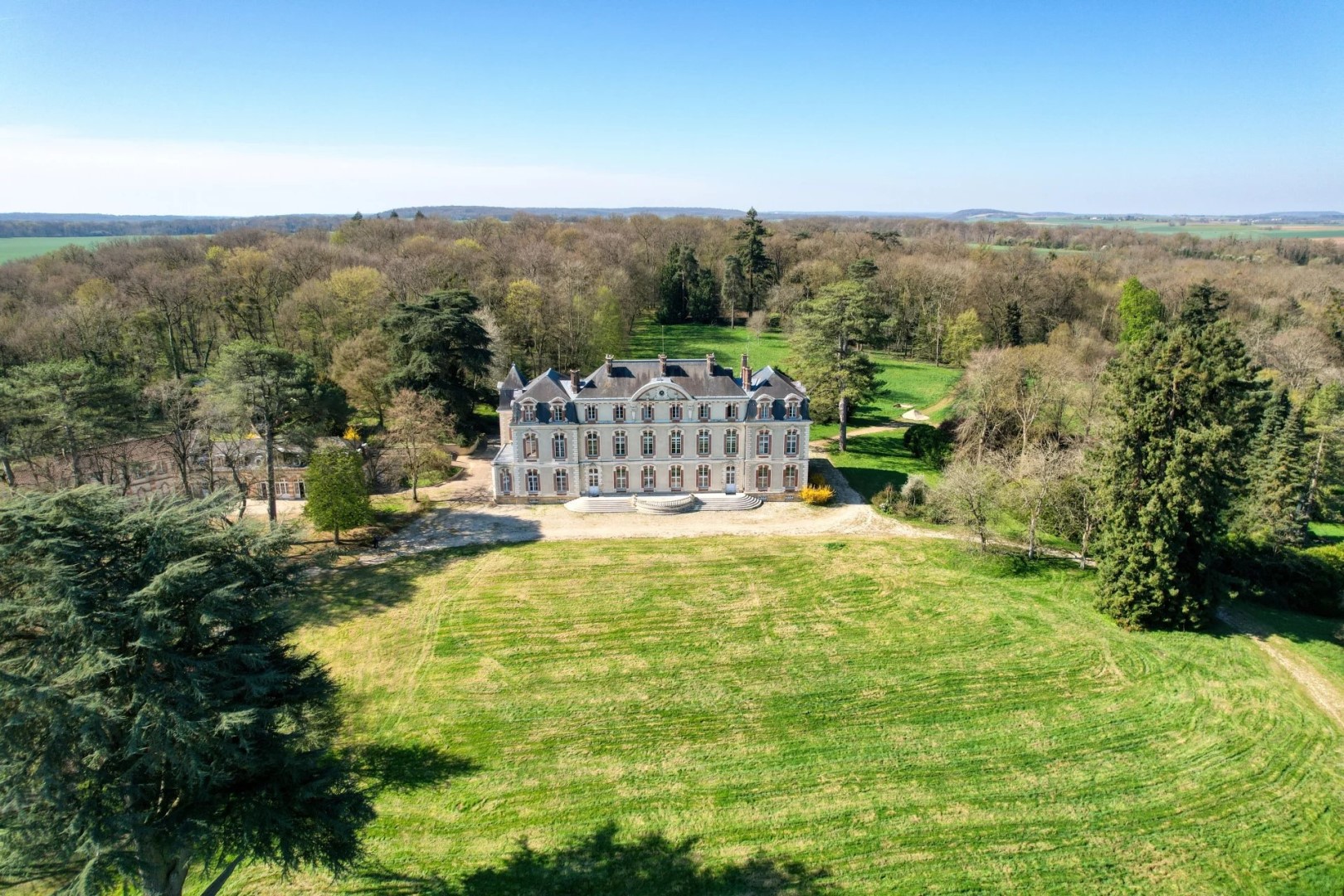 Château à vendre dans le quartier Centre Ville Centre