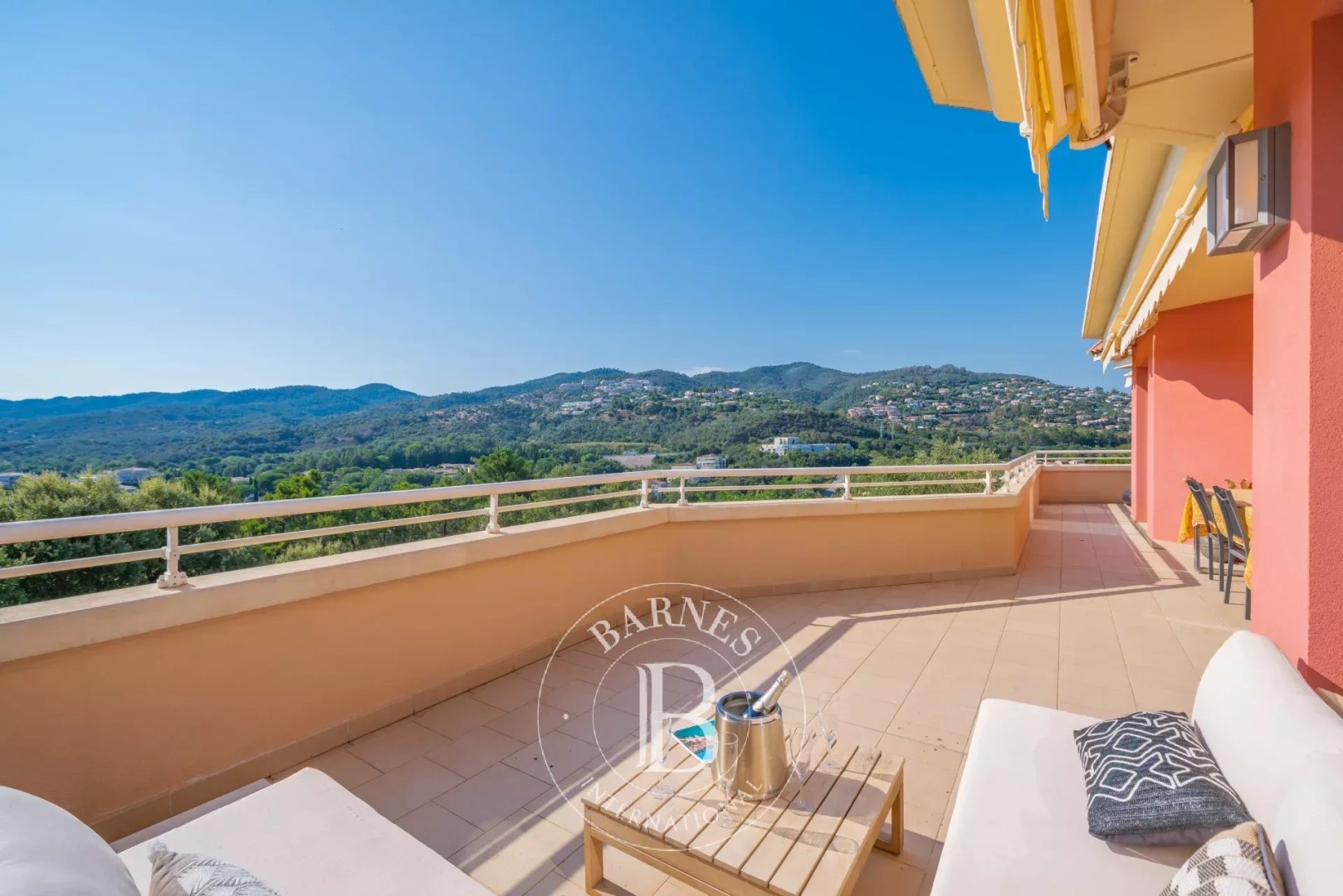 Luxe appartement te koop in Le Grand Duc-Minelle