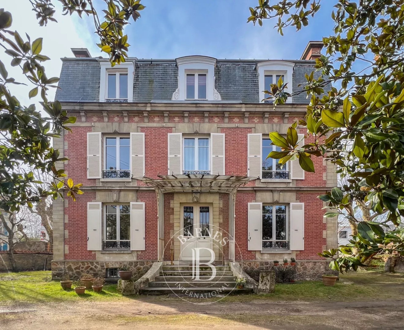 Maison de luxe à vendre dans le quartier Centre