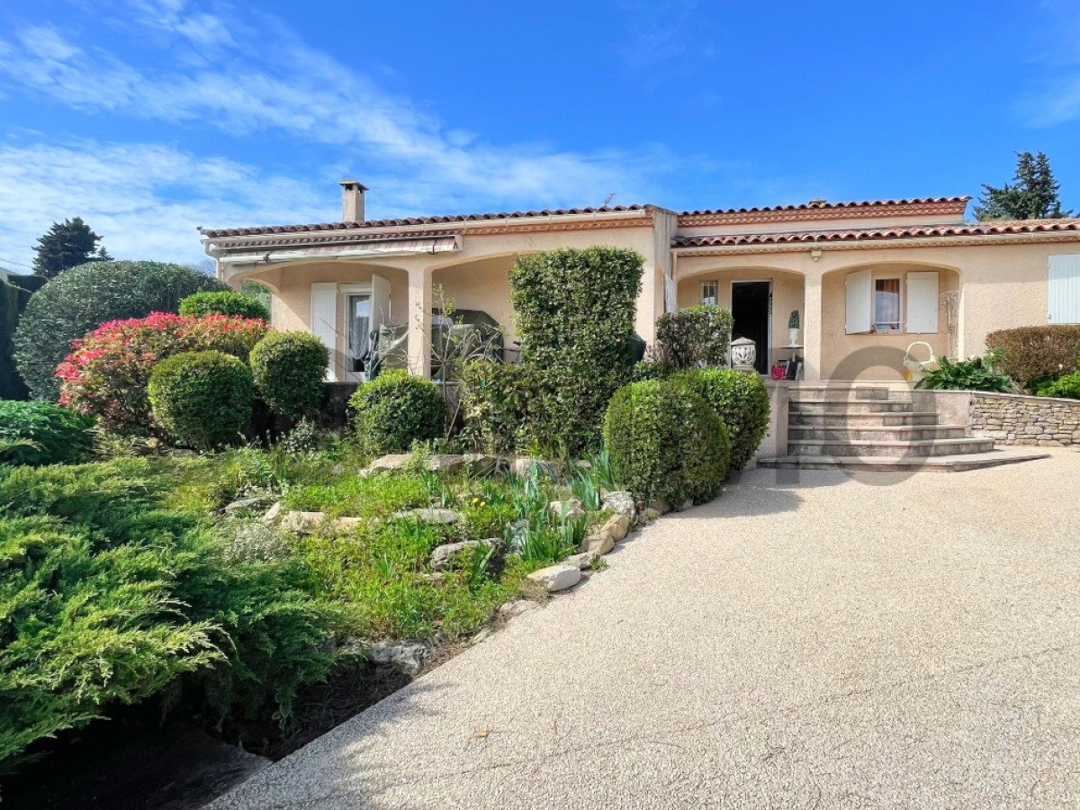 Maison de luxe à vendre à Remoulins