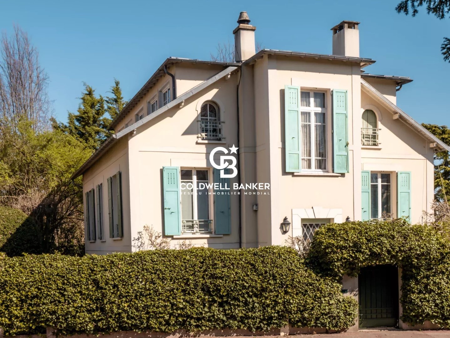 Maison de luxe à vendre à Sceaux