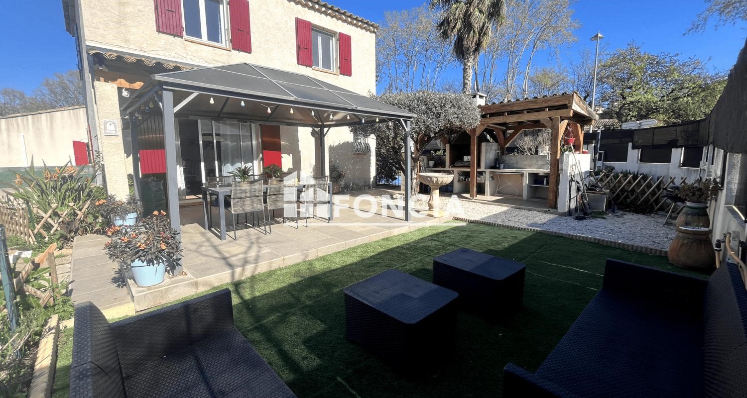 Villa de luxe à vendre dans le quartier Plan de la Mer-Fregate-Rampale-Alon