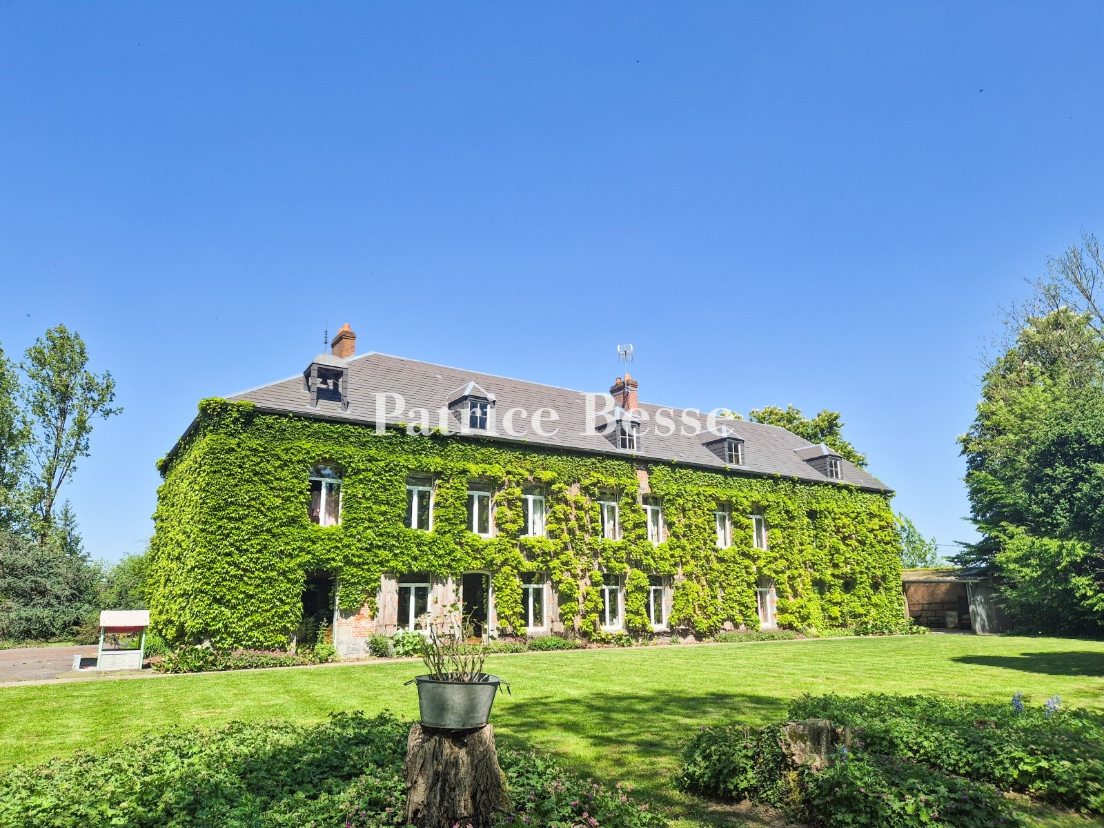 Luxury house for sale in Avesnes-sur-Helpe